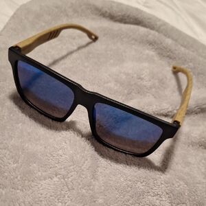 Stylish Black and Blue Sunglasses